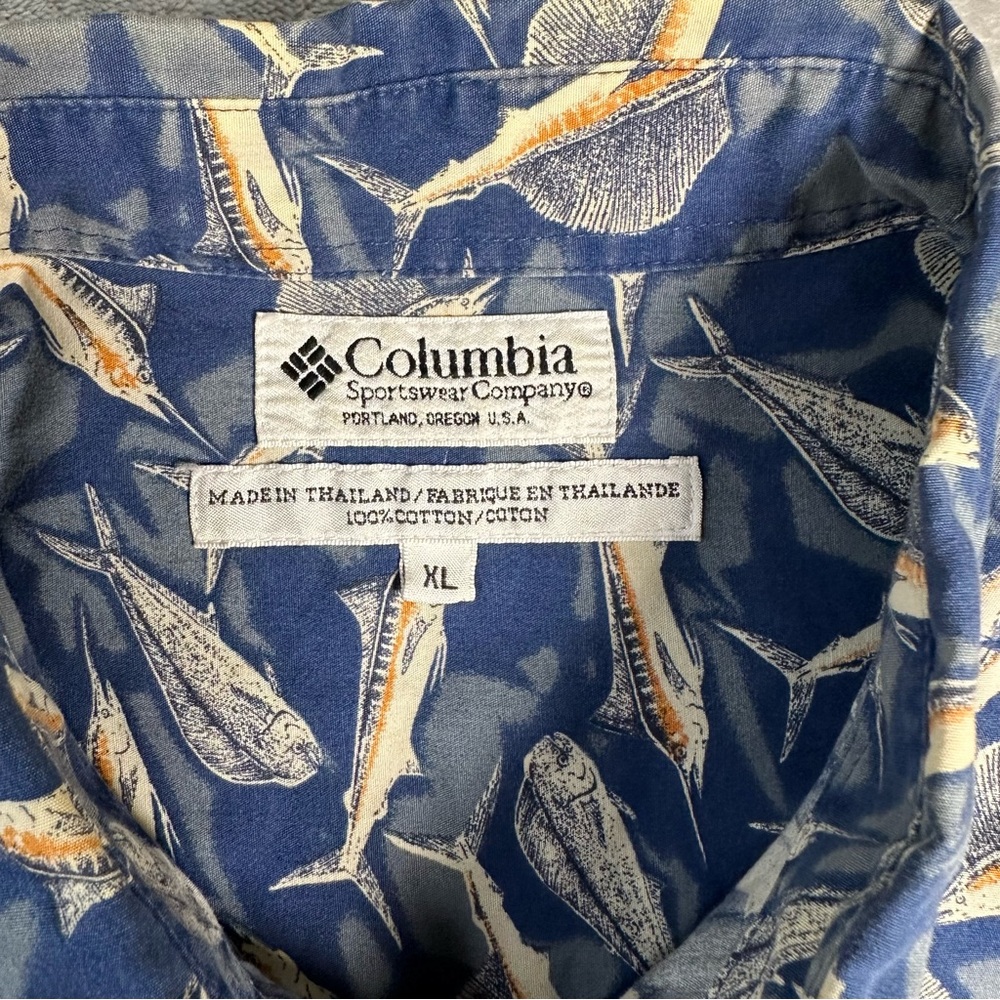 Vintage Columbia Button Down Shirt
Men’s Size XL – Fish Print – Short Sleeve - Picture 7 of 9